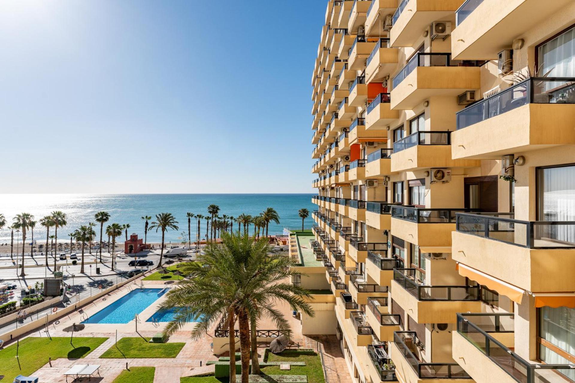 Malagasuite New Aloha Playa Benalmadena Bagian luar foto