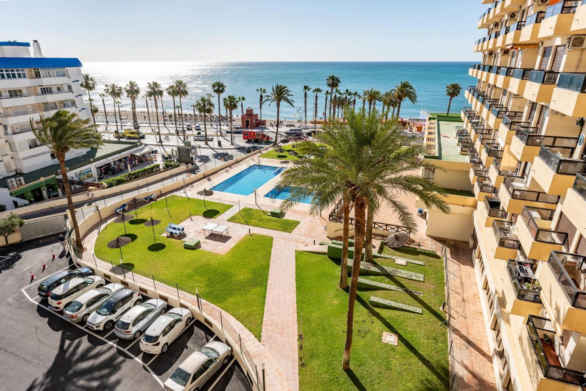 Malagasuite New Aloha Playa Benalmadena Bagian luar foto